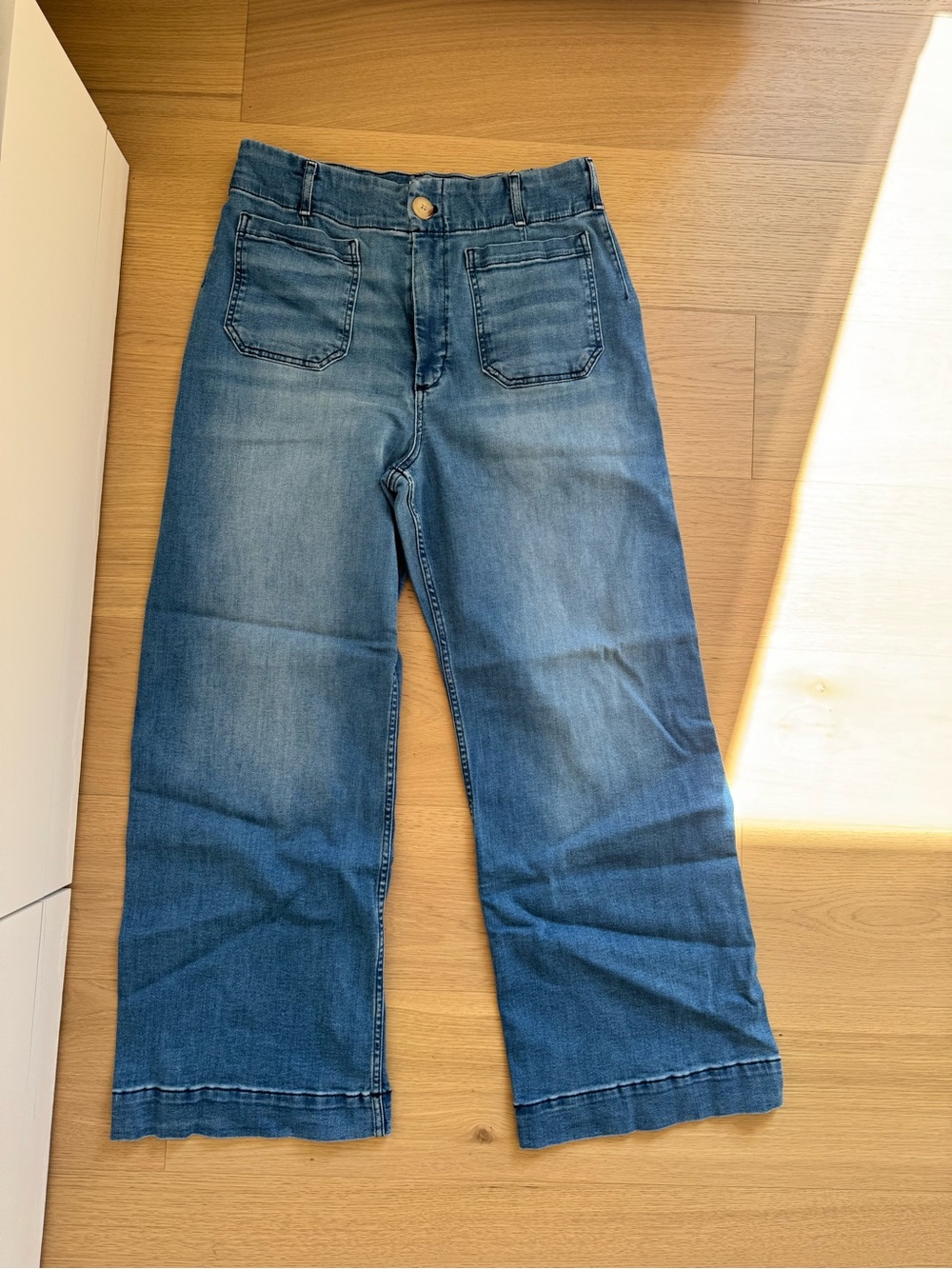 Maeve Wide-Leg Jeans in Medium Blue Denim